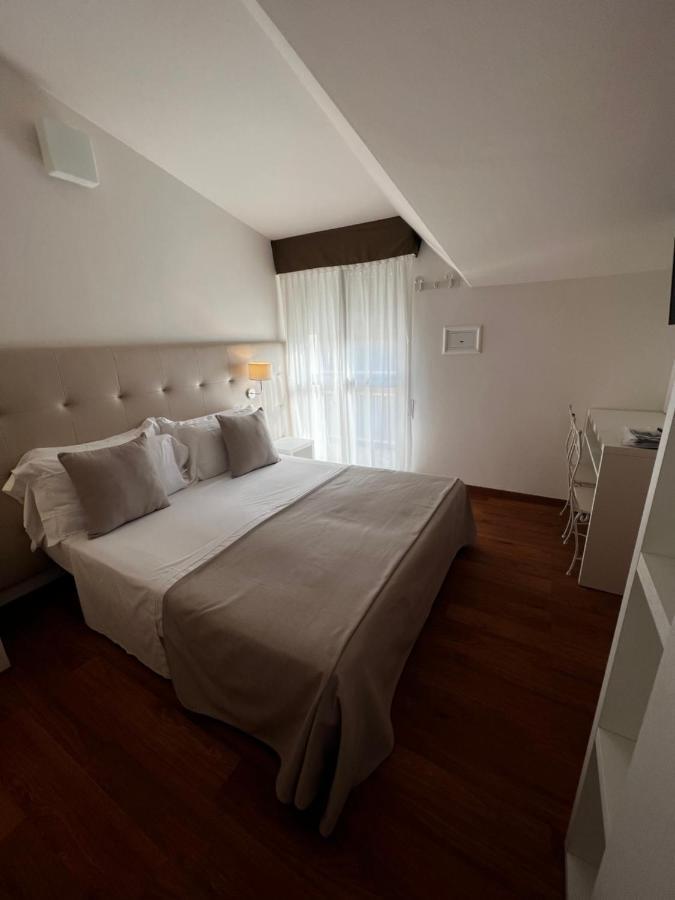 Apparthotel Ardea Riccione Ngoại thất bức ảnh
