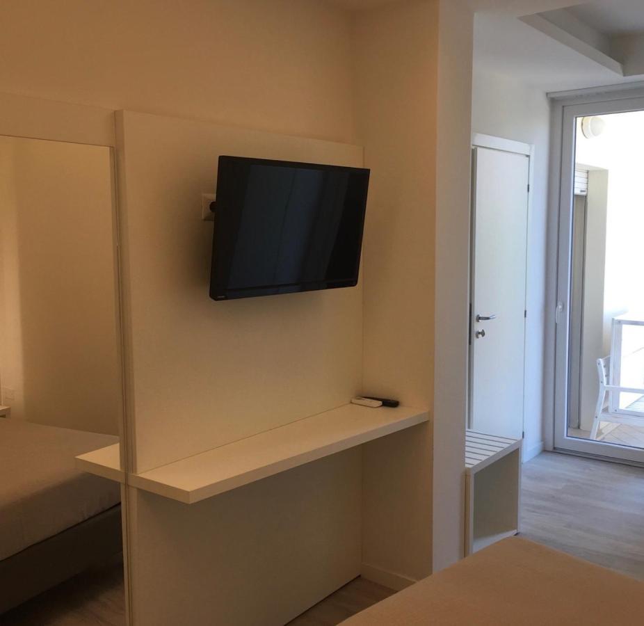 Apparthotel Ardea Riccione Ngoại thất bức ảnh