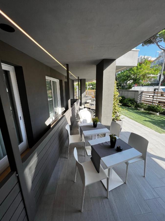 Apparthotel Ardea Riccione Ngoại thất bức ảnh