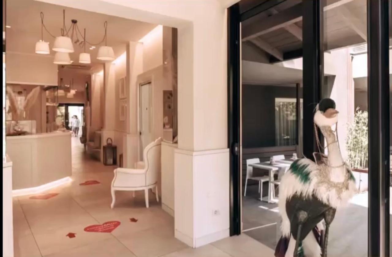Apparthotel Ardea Riccione Ngoại thất bức ảnh
