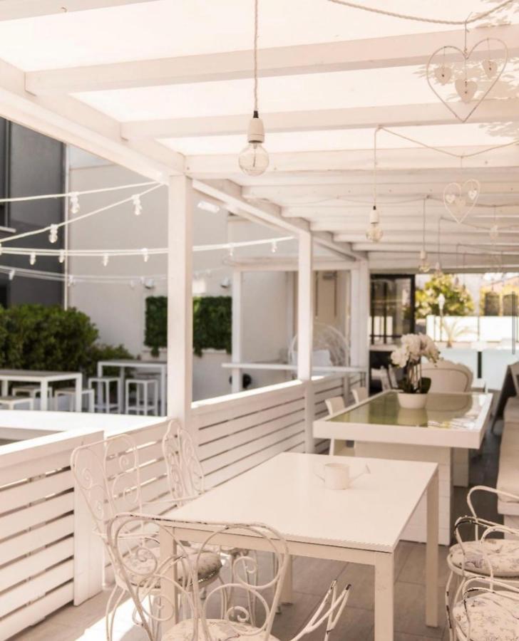 Apparthotel Ardea Riccione Ngoại thất bức ảnh