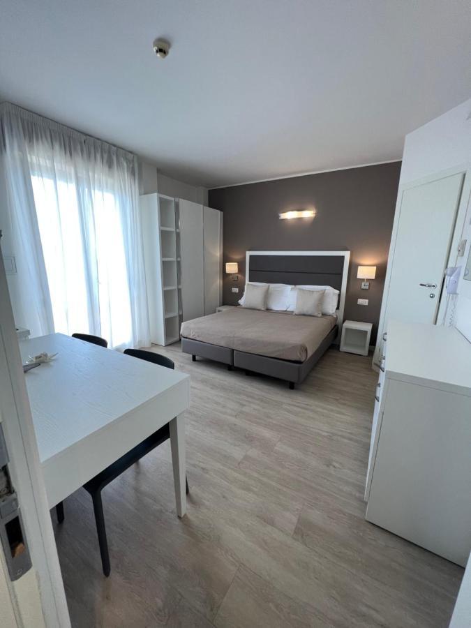 Apparthotel Ardea Riccione Ngoại thất bức ảnh