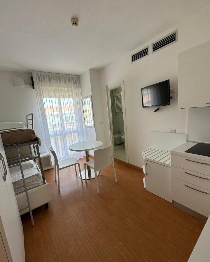Apparthotel Ardea Riccione Ngoại thất bức ảnh